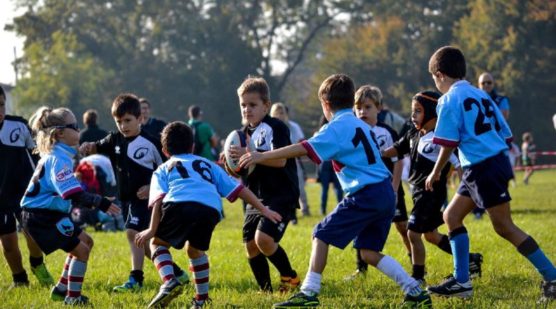 una immagine di gioco della Under 8 del Rugby Mirano al torneo Checco l'Ovetto giocato il 15 ottobre 2017