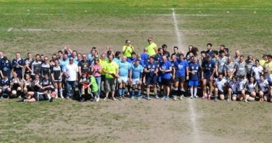 Foto collettiva di tutte le squadre partecipanti al 1° Torneo "Rugby per Tutti" di Mirano - 21 aprile 2018.